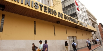 Las Mypes impulsan buena parte de la economía peruana, 
sin embargo, muchas no logran superar la informalidad.