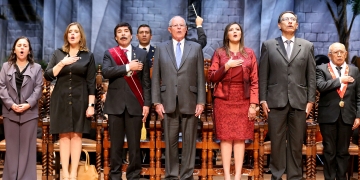 “Gracias, Arequipa. Estoy aquí por ti”, dijo Kuczynski en la Sesión Solemne por el 476° aniversario de la ciudad.