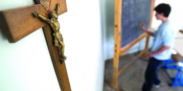 La formación en doctrina católica es muy importante para dar razón de la fe a un mundo escéptico y relativista.