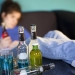 Muchas veces el alcohol es la ruta de escape que usa el adolescente para evadir problemas emocionales o familiares.