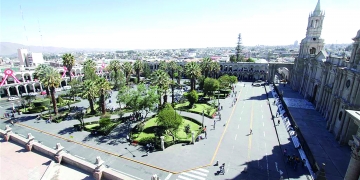 Al ingreso de cada calle se colocarán bolardos hidráulicos para evitar el ingreso de vehículos.