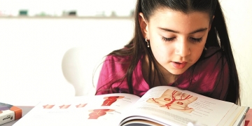 Nuestros hijos deben ‘querer saber’, esforzarse para juzgar con honestidad, ser sinceros, interesarse por perfilar sus argumentaciones.