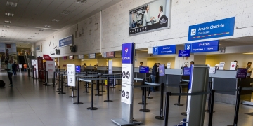 Tiene la categoría de internacional, pero el terminal aéreo no tiene licencia de funcionamiento.