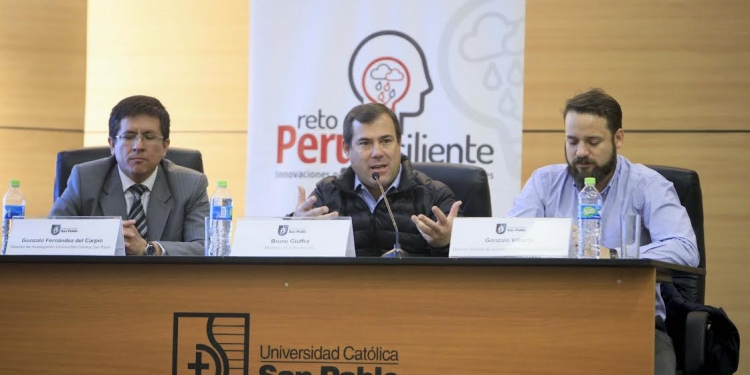 El lanzamiento del 
concurso Reto Perú 
Resiliente se realizó en las instalaciones del Instituto del Sur.