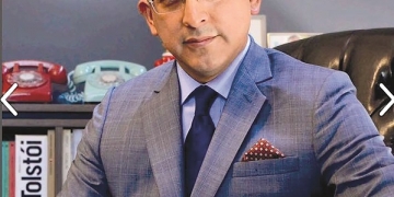 Pedro Tenorio Narváez es analista político, columnista del diario El Comercio y colaborador de La Tercera en Chile. Además, es experto en comunicación estratégica.