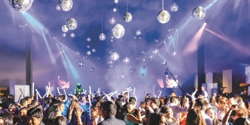 En Arequipa, uno de cada dos escolares 
de quinto año de secundaria ingiere bebidas alcohólicas y el 55 % de estos habituales consumidores admiten ser ‘bebedores
problemáticos’.