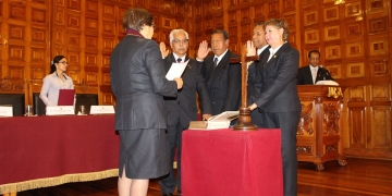 Autoridades fueron elegidas por voto universal.