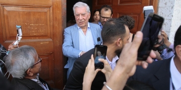 Mario Vargas Llosa volvió a confrontarse al fujimorismo y a condenar toda dictadura.