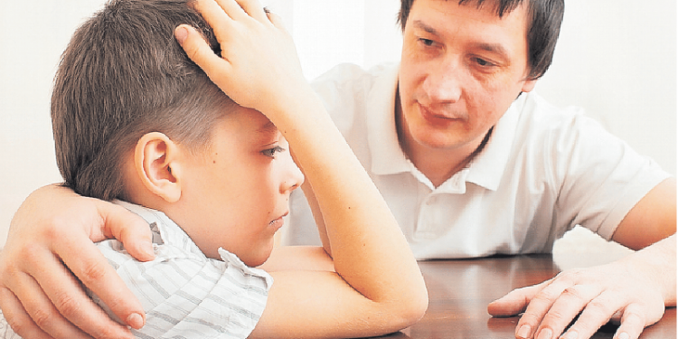 Un niño frustrado debe tener la compañía de sus padres para poder entender lo que siente y afrontarlo de la mejor manera.
