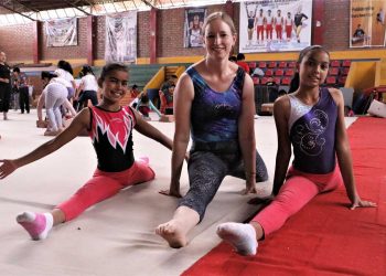 Sus hijas, practican la gimnasia desde niñas. Ellas fueron el motivo y la inspiración para Christine.