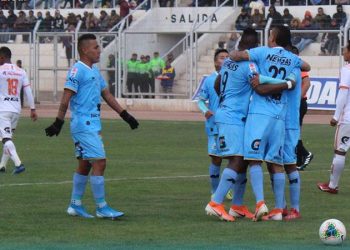 Binacional, esta noche inicia su experiencia a nivel internacional.