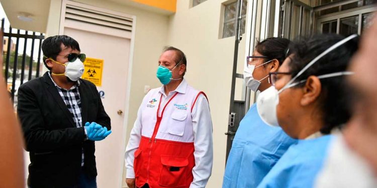 Ante las limitaciones del gobernador regional, Elmer Cáceres, desde el Ministerio de Salud se asumirá la estrategia contra el coronavirus en Arequipa. (Foto: Gobierno regional de Arequipa)