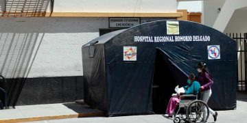 Hospital general se adecua para recibir a pacientes de coronavirus.