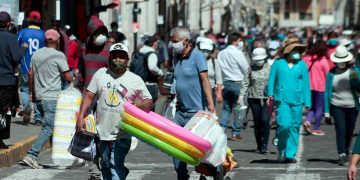 Lo negativo de esta flexibilización para el reinicio de actividades, es el desorden y falta de responsabilidad de parte de la población.
