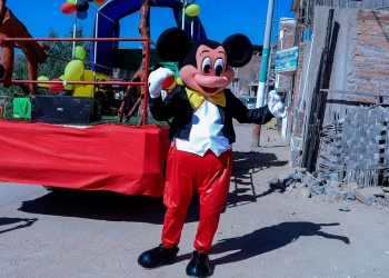 Uno de los primeros distritos que visitó Mickey Mouse fue Uchumayo.