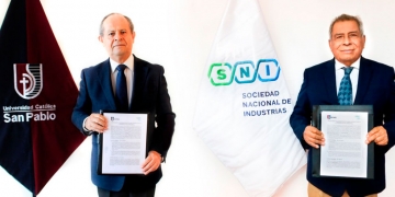 Germán Chávez, rector de la UCSP y el presidente de la SNI, Ricardo Márquez, firmaron convenio de cooperación institucional por 5 años.