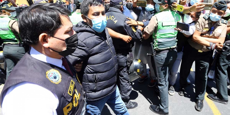 Crisis por corrupción, provoca incertidumbre política y económica en el Gobierno Regional de Arequipa.