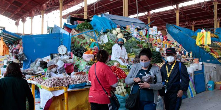El año 2022, la economía peruana crecería en 3.2% de acuerdo con el BCRP.