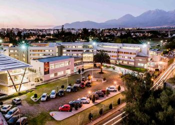 Las primeras aulas híbridas de las UCSP, están ubicadas en el edificio María Nieves y Bustamante.