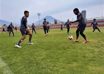 Con el objetivo de llegar al fútbol profesional, el Atlético entrena en el Club Social La Unión, ubicado en la variante de Uchumayo.