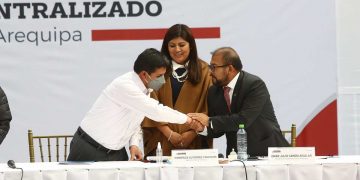 El mandatario de Estado, se comprometió a financiar el proyecto del tranvía eléctrico para Arequipa.