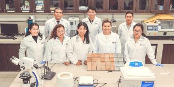 El equipo de investigadores de la San Pablo, está dirigido por Verónica Pilco Mamani.