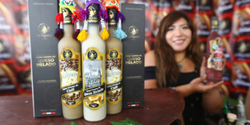 Licores ‘El Gran Mistiano’ ofrece una crema con sabor a queso helado.