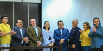 Los especialistas se reunieron con responsables del resguardo de colecciones bibliográficas antiguas en Arequipa.