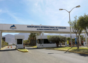En 2021, AAP anunció que invertiría más de 1.4 millones de dólares en un estudio para ampliar y remodelar el aeropuerto de Arequipa
