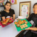María Angela Espinoza y Luz Magaly Taype dirigen ‘Saludable’, un emprendimiento que ofrece postres nutritivos.