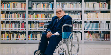 Eusebio Quiroz, el “Arequipeño del Bicentenario”, donó su biblioteca personal a la San Pablo.