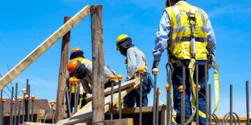 Los futuros estudiantes de ingeniería necesitan estar en contacto con las obras para complementar su aprendizaje.