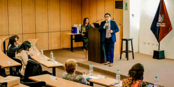 El especialista legal de Beneficios Tributarios del Concytec, Gino Bellido Flores, explicó los cambios en la ley en evento realizado en la San Pablo.