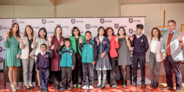 Estudiantes de Caylloma destacaron iniciativa para fomentar el aprendizaje de la ciencia.