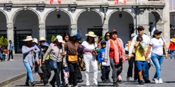 El 80 % de los turistas que llegan a Arequipa son peruanos.
