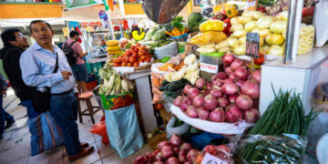 En los mercados de Arequipa, el kilo de cebolla se vendía a S/ 5 en junio y ahora está en S/ 6.