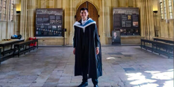 Ríos Carrillo, fue aceptado para estudiar el doctorado en Filosofía del Derecho en la prestigiosa Universidad de Oxford, en Inglaterra.