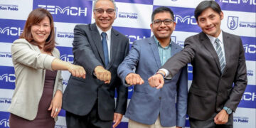 Docentes y autoridades académicas de la San Pablo, presentaron ZEMCH 2023 en Arequipa.