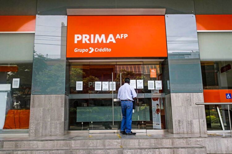 El 40.4 % de los pensionistas peruanos están afiliados a una AFP.