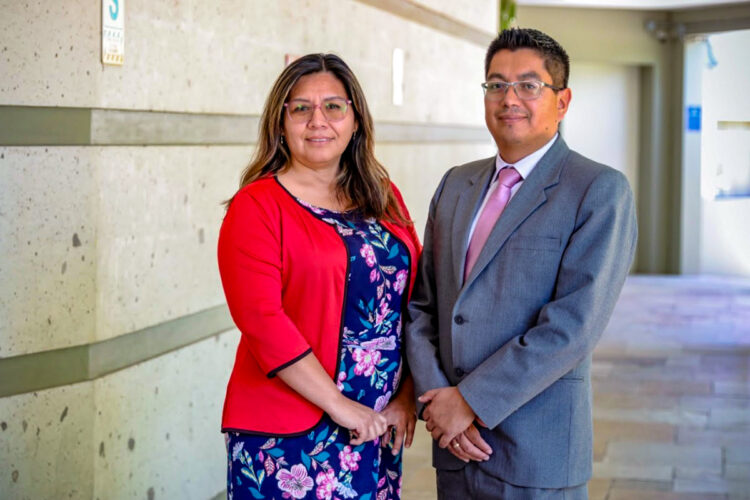 Raquel Patiño y Dennis Barrios, desarrollaron un sistema automático que permitirá realizar triaje y priorizar la atención de pacientes.