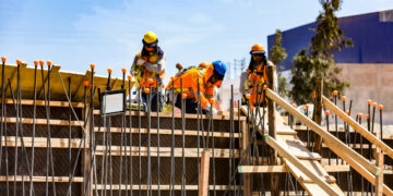 El principal problema de las obras por administración directa, es la elaboración de expedientes técnicos por parte de los gobiernos regionales y municipales.