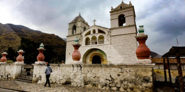 El templo Santa Ana data del año 1760, sufrió daños por el último sismo de 5.5 grados de magnitud, del 16 de marzo de 2022.