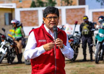 Rohel Sánchez asumió como gobernador de Arequipa, con el 38 % de votos obtenidos en los comicios de 2022.