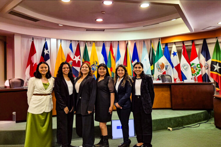 Delegación de Derecho de la San Pablo que se presentó ante la Corte Interamericana de Derechos Humanos.