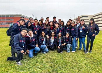 Alumnos San Pablo compartieron ideas con universitarios de diferentes partes del país.