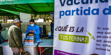 Autoridades de salud emitieron alerta epidemiológica para combatir el brote de tos ferina.