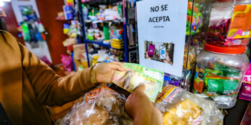 Los ciudadanos que prefieren no usar Yape ni Plin valoran tener el dinero en efectivo.