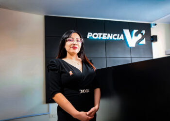 Yoselin Sonco Cáceres, inició esta clínica empresarial para ayudar a los emprendedores a no fracasar.