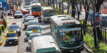 La avenida Ejército es una de las principales vías que permitirían descongestionar el transporte público de Arequipa.