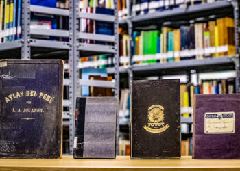 Libros que custodia la biblioteca de la UCSP, fueron declarados como patrimonio cultural de la nación.